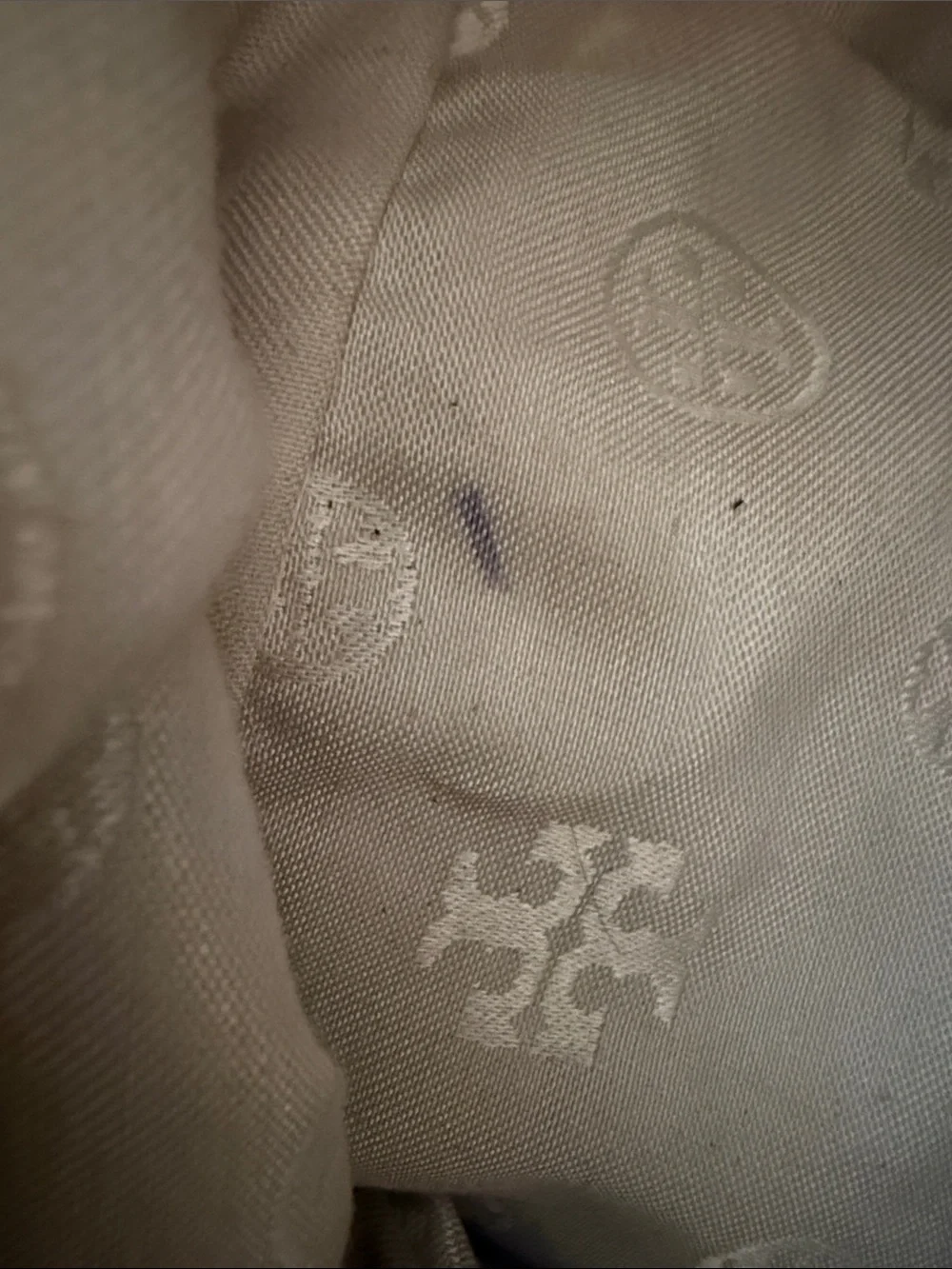Tory Burch sleek pebbled